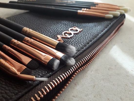 Picture of НОВ СЕТ ЧЕТКИ ЗА ГРИМ ЗОЕВА 12БР С ЧАНТИЧКА КАФЯВО ZOEVA BRUSH SET