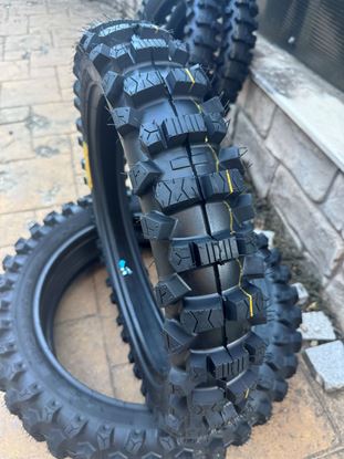 Снимка на Ендуро гума XY-059C 100/90-18 MEDIUM SOFT e enduro жълта лента средна твърдост