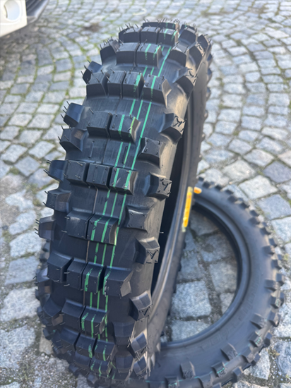 Снимка на ендуро гума Zeltex 078 140/80-18 EXTREAM SOFT TYRE enduro guma